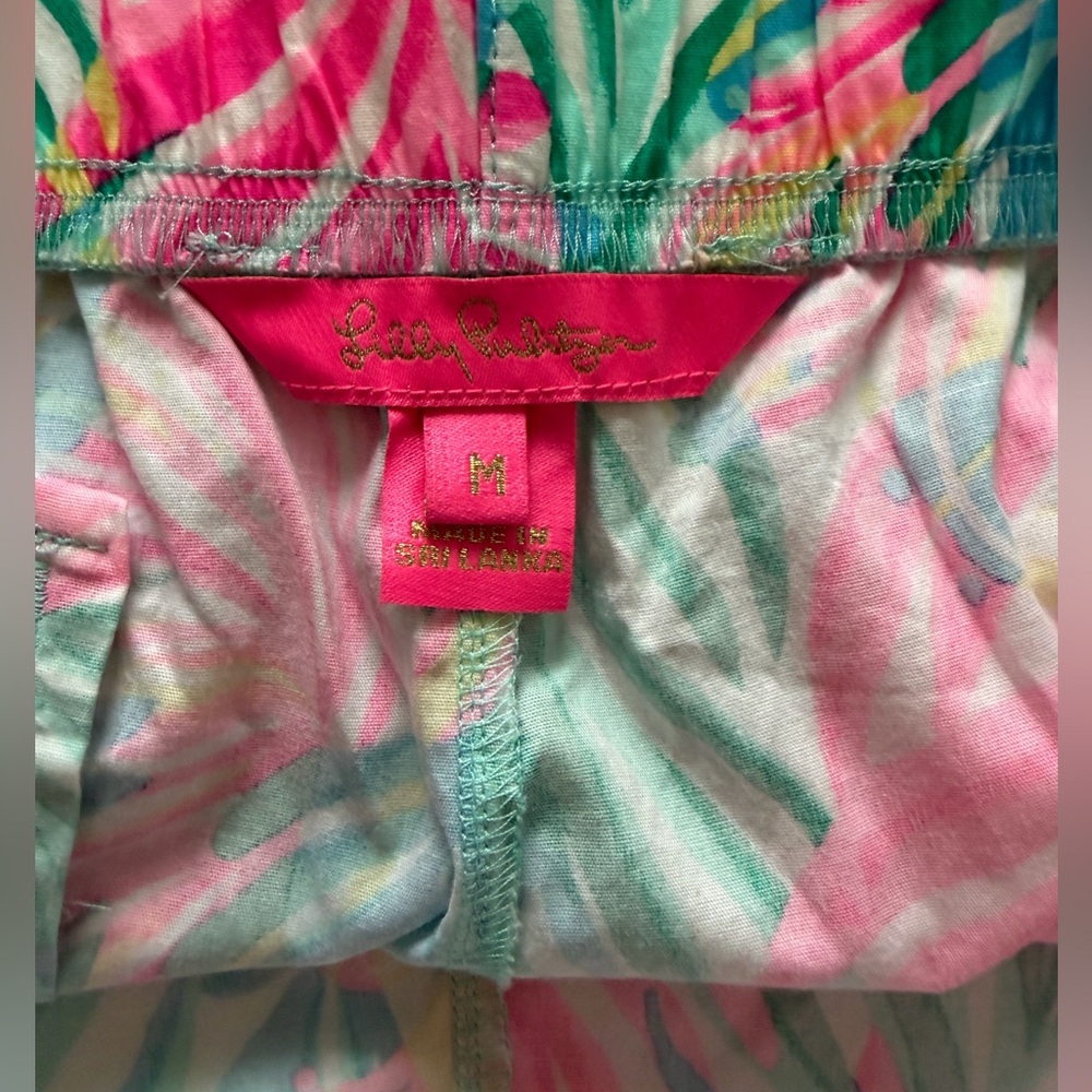 Lilly Pulitzer ocean short size M - Picture 6 of 6
